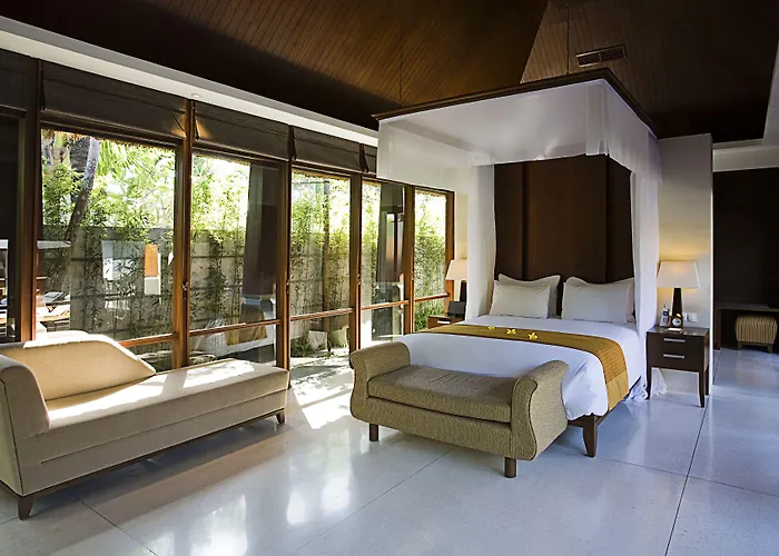 The Kayana Hotel *